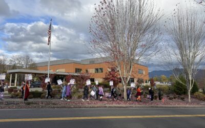 Diagnostic Imaging Workers Held a Spooky Picket for a Strong Contract & Affordable Healthcare!